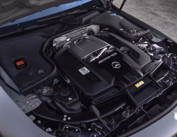 Bajo el capó 2025–pr. Mercedes-AMG GT 63 S E Performance 4-Door Coupé [North America] (X290) '2025–pr.