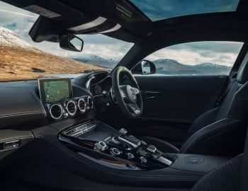Интерьер Mercedes-AMG GT C [UK-spec] (C190) '2017–18