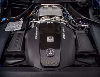 Bajo el capó 2018 Mercedes-AMG GT C [North America] (C190) '2017–18