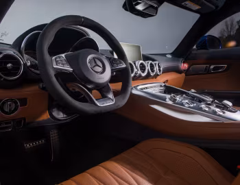 Интерьер 2018 Mercedes-AMG GT C [North America] (C190) '2017–18
