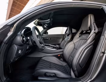 Інтер'єр Mercedes-AMG GT "Night Edition" [China] (C190) '2021