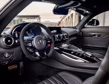 Інтер'єр Mercedes-AMG GT "Night Edition" [China] (C190) '2021