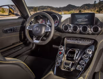 Interior 2016–17 Mercedes-AMG GT S [North America] (C190) '2015–17