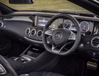 Interior Mercedes-AMG S 63 Cabriolet [UK-spec] (A217) '2015–17