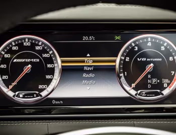 Painel Mercedes-AMG S 63 Cabriolet [UK-spec] (A217) '2015–17