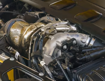 Sous la capuche Mercedes-AMG SL 43 [UK-spec] (R232) '2023–pr.
