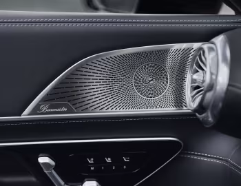 Інтер'єр Mercedes-AMG SL 55 4MATIC+ Night Pack [UK-spec] (R232) '2022–н.ч.