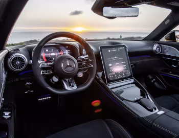 Інтер'єр 2022–н.ч. Mercedes-AMG SL 63 4MATIC+ [North America] (R232) '2022–н.ч.
