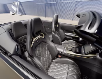 Інтер'єр Mercedes-AMG SL 63 4MATIC+ Manufaktur "Golden Coast" [Worldwide] (R232) '2024–н.ч.