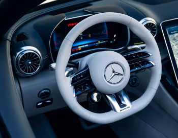 Передня панель Mercedes-AMG SL 63 S E Performance [Japan] (R232) '2025–н.ч.