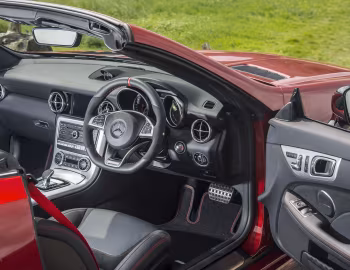 Interior Mercedes-AMG SLC 43 [UK-spec] (R172) '2016–20