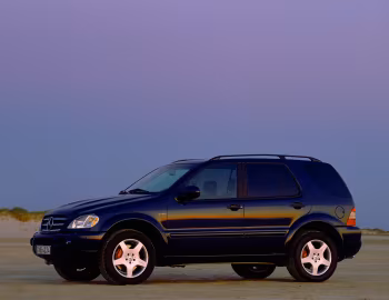 Mercedes-Benz ML 55 AMG [EU-spec] (W163) '2000–03