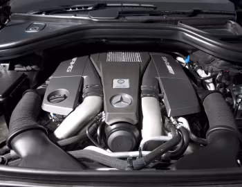Під капотом Mercedes-Benz ML 63 AMG [Worldwide] (W166) '2012–15
