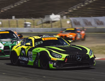 Off Leash Motorsports Mercedes-AMG GT4 (C190) '2026