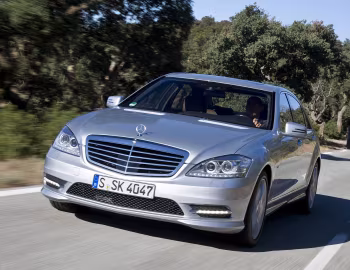 Mercedes-Benz S 350 BlueEfficiency AMG Sports Package [Worldwide] (W221) '2010–13