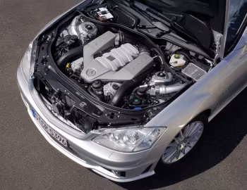 Під капотом Mercedes-Benz S 63 AMG [Worldwide] (W221) '2006–09