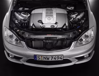 Під капотом Mercedes-Benz S 65 AMG [Worldwide] (W221) '2006–09
