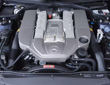Під капотом Mercedes-Benz SL 55 AMG [UK-spec] (R230) '2002–06