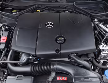 Bajo el capó Mercedes-Benz SLK 250 CDI AMG Sports Package [UK-spec] (R172) '2012–15