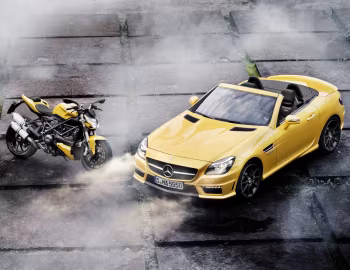 Mercedes-Benz SLK 55 AMG, Ducati Streetfighter 848