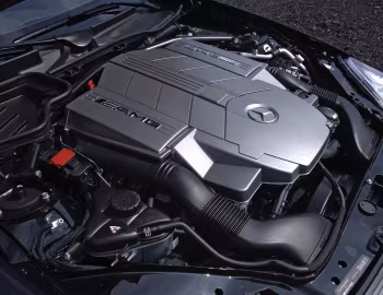 Bajo el capó Mercedes-Benz SLK 55 AMG Black Series (R171) '2006–08