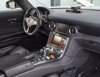 Interior Mercedes-Benz SLS 63 AMG F1 Safety Car (C197) '2010–14