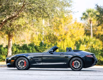 2012–13 Mercedes-Benz SLS 63 AMG Roadster [North America] (R197) '2011–13
