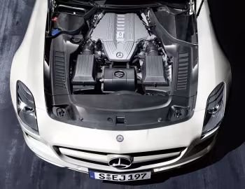 Bajo el capó Mercedes-Benz SLS 63 AMG Roadster [Worldwide] (R197) '2011–13