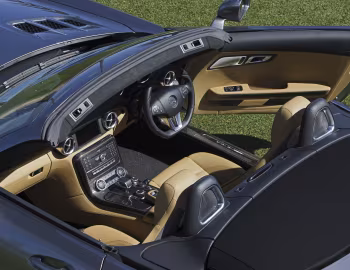Interior Mercedes-Benz SLS 63 AMG Roadster [Australia] (R197) '2011–13