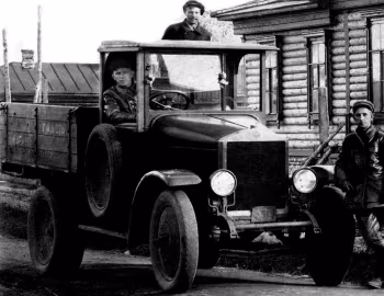 АМО-Ф15 '1928–07.1931