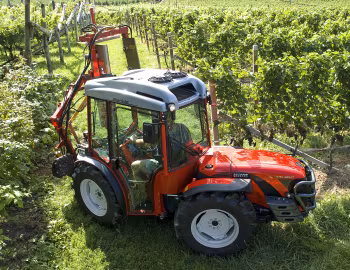 Antonio Carraro SRX 9800 StarLight cab '2009–17