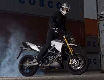 Aprilia Dorsoduro 1200 '10.2010–12.2011