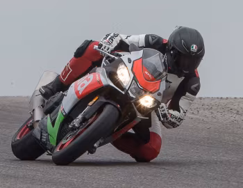 Aprilia RSV4 RF '2017