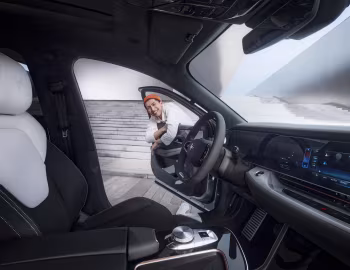 Интерьер Arcfox αS '2021–25