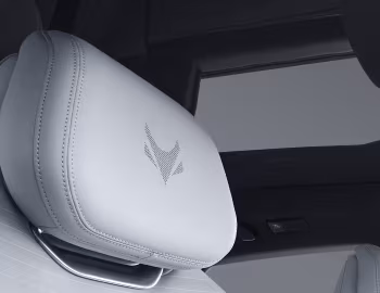Інтэр'ер Arcfox αT5 '2024–н.ч.