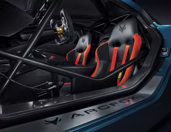 Интерьер Arcfox-GT Race Edition '03.2019
