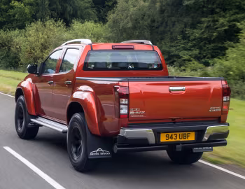 Arctic Trucks Isuzu D-Max AT35 [UK-spec] (RT50) '2016–17