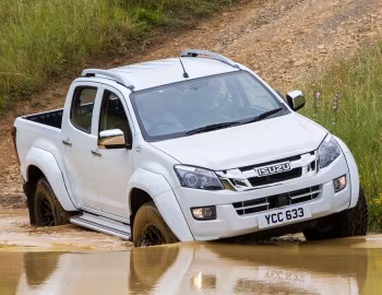 Arctic Trucks Isuzu D-Max AT35 [UK-spec] (RT50) '2016–17
