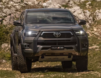 Toyota Hilux AT33 by Arctic Trucks [Italy] '2022–pr.
