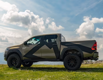 Toyota Hilux AT33 by Arctic Trucks [Italy] '2022–pr.