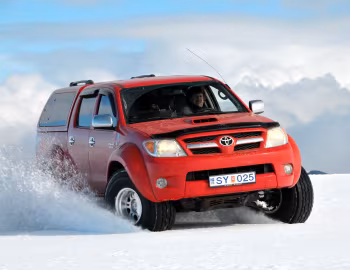 Arctic Trucks Toyota Hilux Double Cab AT35 '2005–08