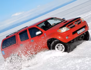 Arctic Trucks Toyota Hilux Double Cab AT35 '2005–08