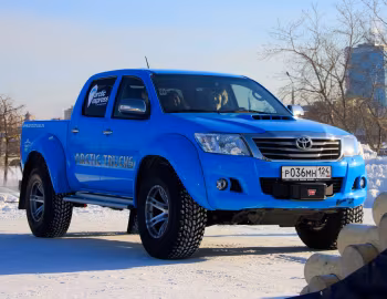 Arctic Trucks Toyota Hilux Double Cab AT35 '2011–16