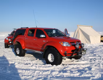 Arctic Trucks Toyota Hilux Invincible AT38 '2007