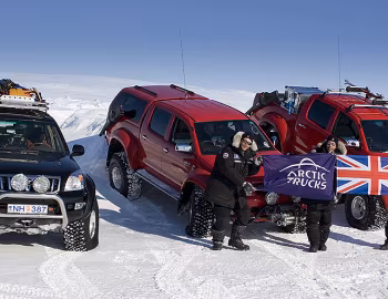 Arctic Trucks Toyota Hilux Invincible AT38, Arctic Trucks Toyota Land Cruiser Prado AT38 Polar Special Expedition