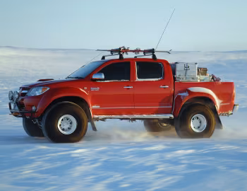 Arctic Trucks Toyota Hilux Invincible AT38 '2007