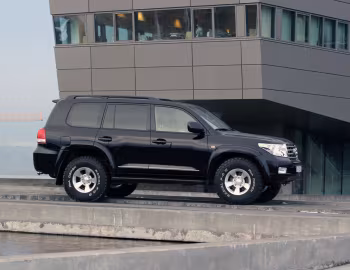 Arctic Trucks Toyota Land Cruiser AT35 (UZJ200) '2007–11