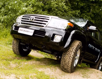 Arctic Trucks Toyota Land Cruiser AT35 (J200) '2011–15