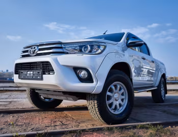 Arctic Trucks Toyota Hilux NG AT33 '2016–20