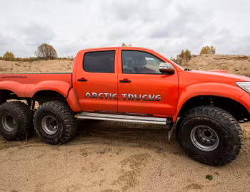 Arctic Trucks Toyota Hilux AT38 6×6 [Russia] '08.2014